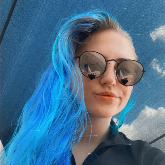 Meet your Posher, Tameka - Picture 1 of 1